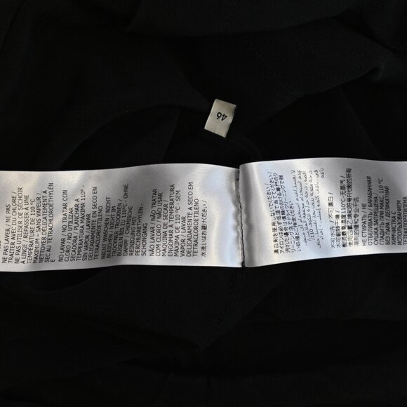 Gucci Black 100% Silk Shirt with Subtle GG Embroidery Very Good Condition - Picture 9 of 12